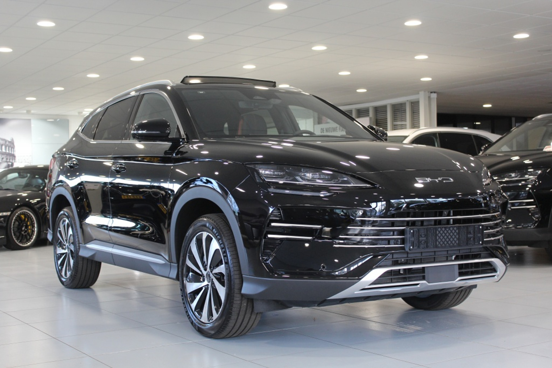 BYD SEAL U